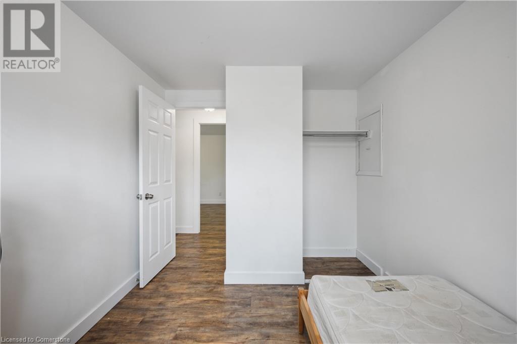 53 Karen Walk, Waterloo, Ontario  N2L 5X1 - Photo 21 - 40750767