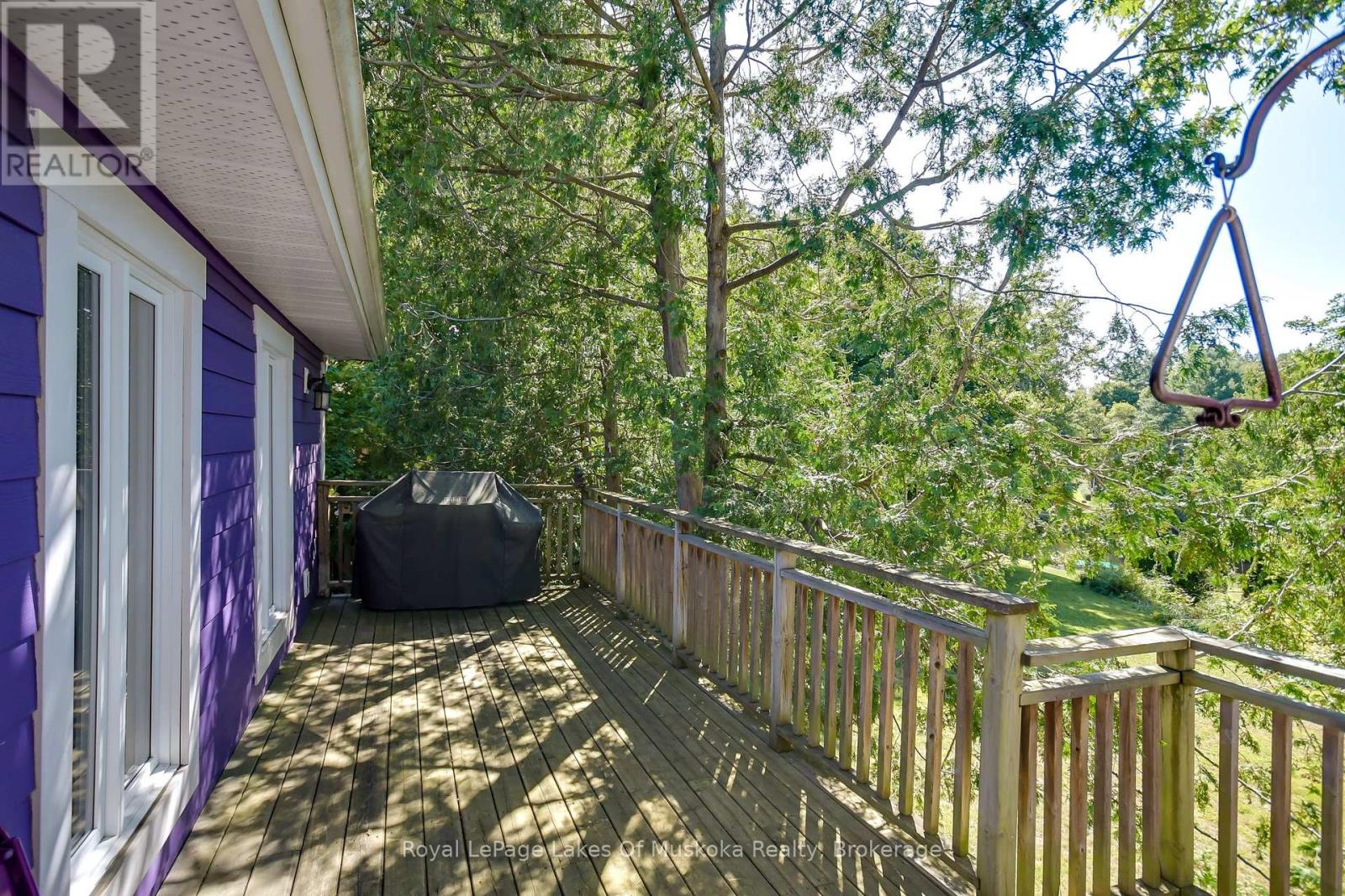 230 Ecclestone Drive, Bracebridge, Ontario  P1L 1G4 - Photo 30 - X12285154