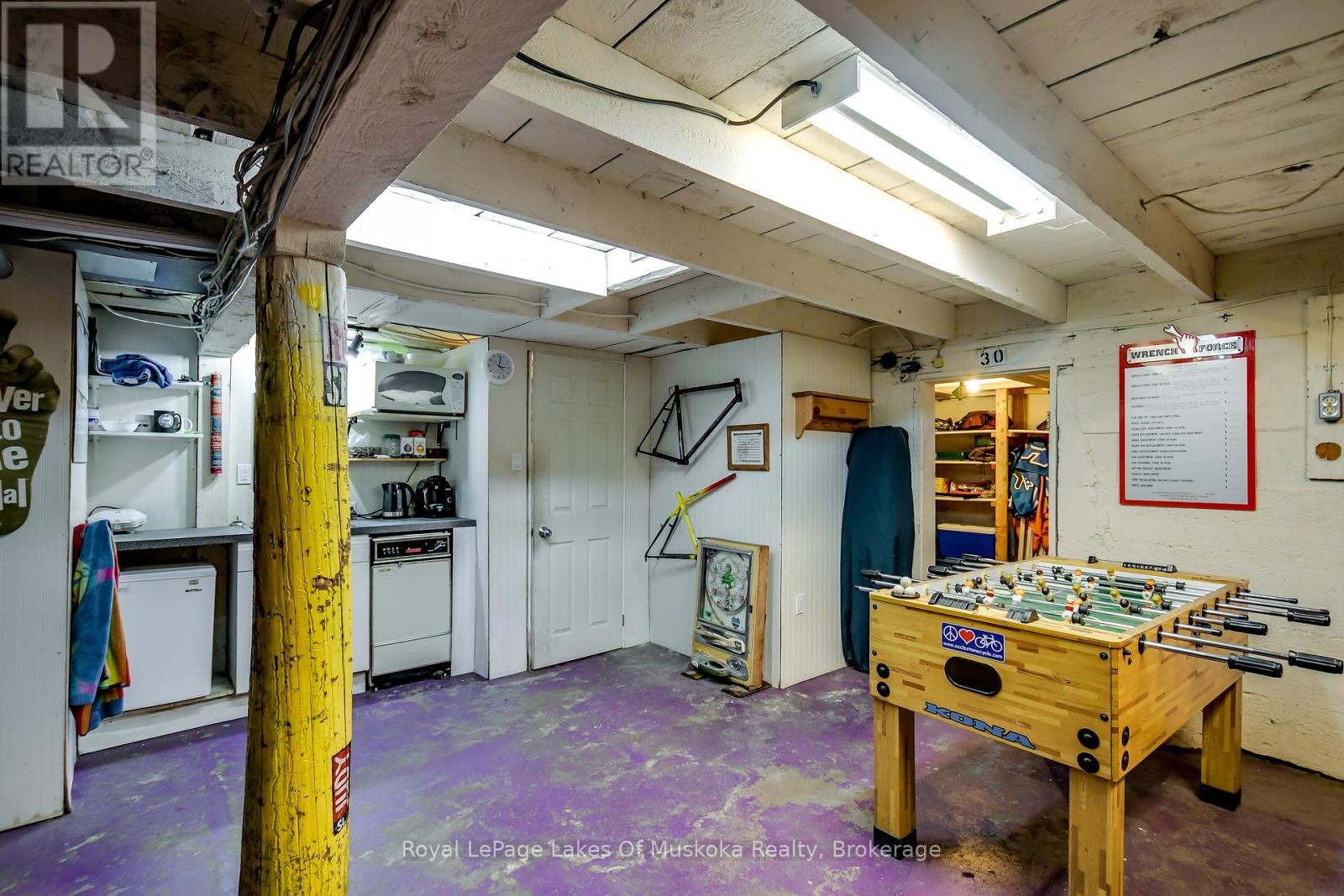 230 Ecclestone Drive, Bracebridge, Ontario  P1L 1G4 - Photo 39 - X12285154