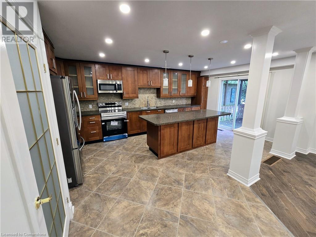 157 Langlaw Drive, Cambridge, Ontario  N1P 1E8 - Photo 2 - 40750989