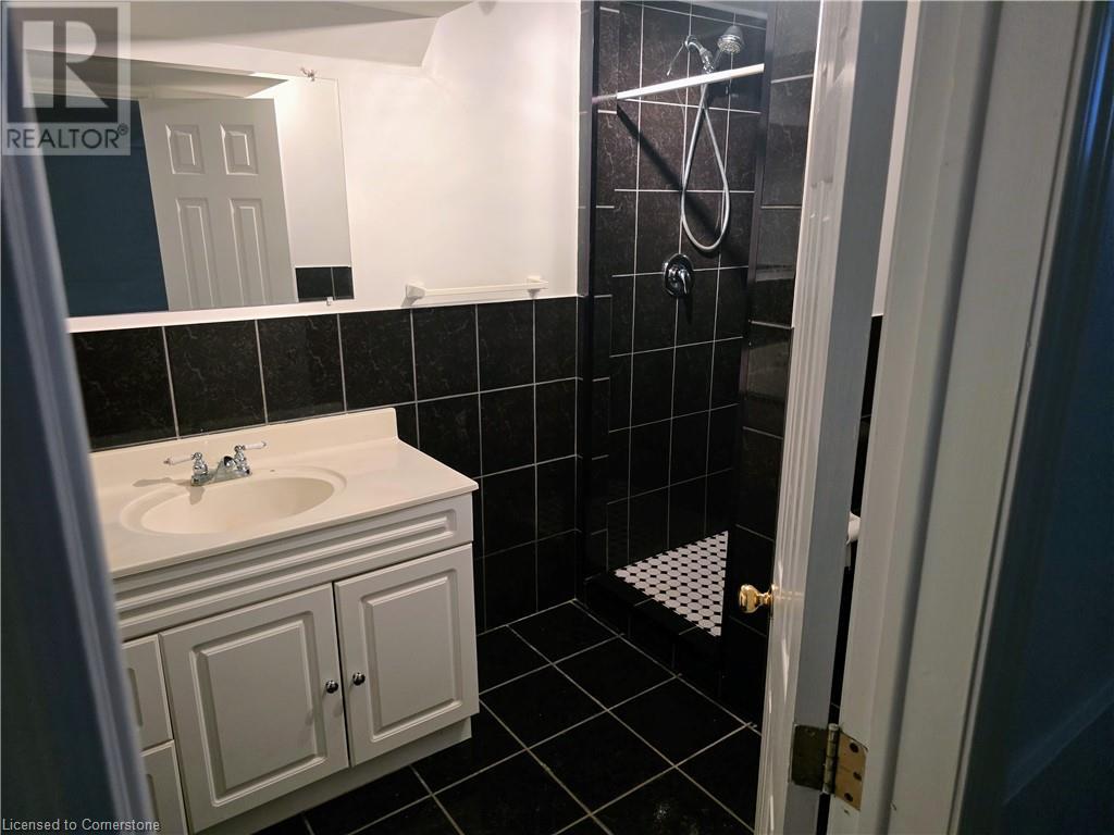 157 Langlaw Drive, Cambridge, Ontario  N1P 1E8 - Photo 23 - 40750989