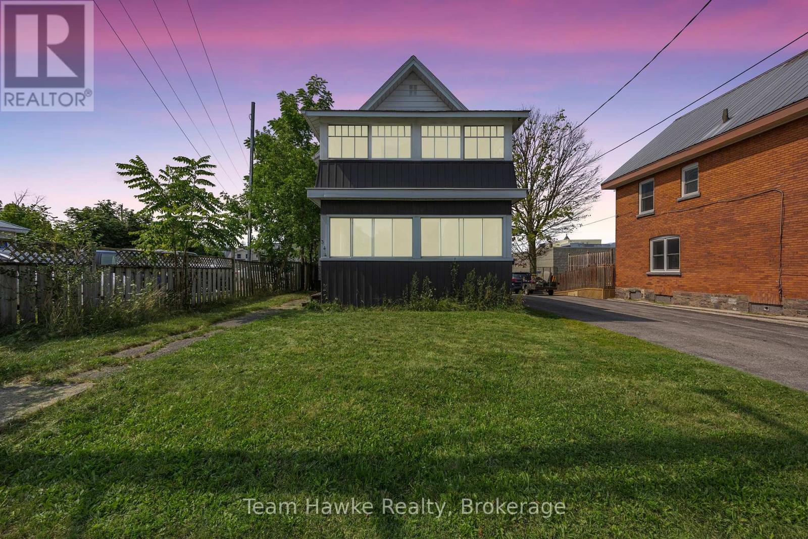 344 Midland Avenue, Midland, Ontario  L4R 3K7 - Photo 1 - S12285282