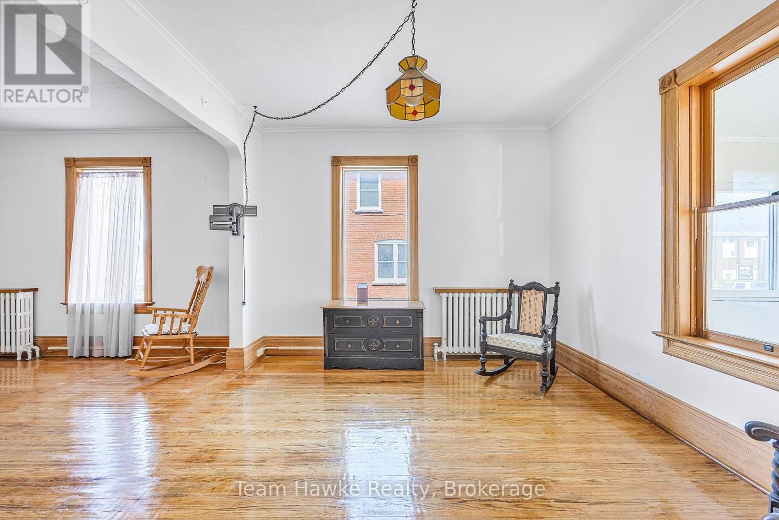 344 Midland Avenue, Midland, Ontario  L4R 3K7 - Photo 6 - S12285282