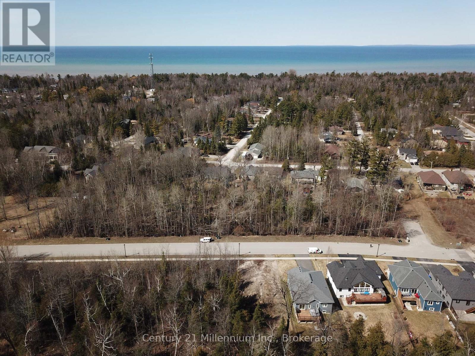 Lot 28 Robinson Road, Wasaga Beach, Ontario  L9Z 3A4 - Photo 3 - S12285352
