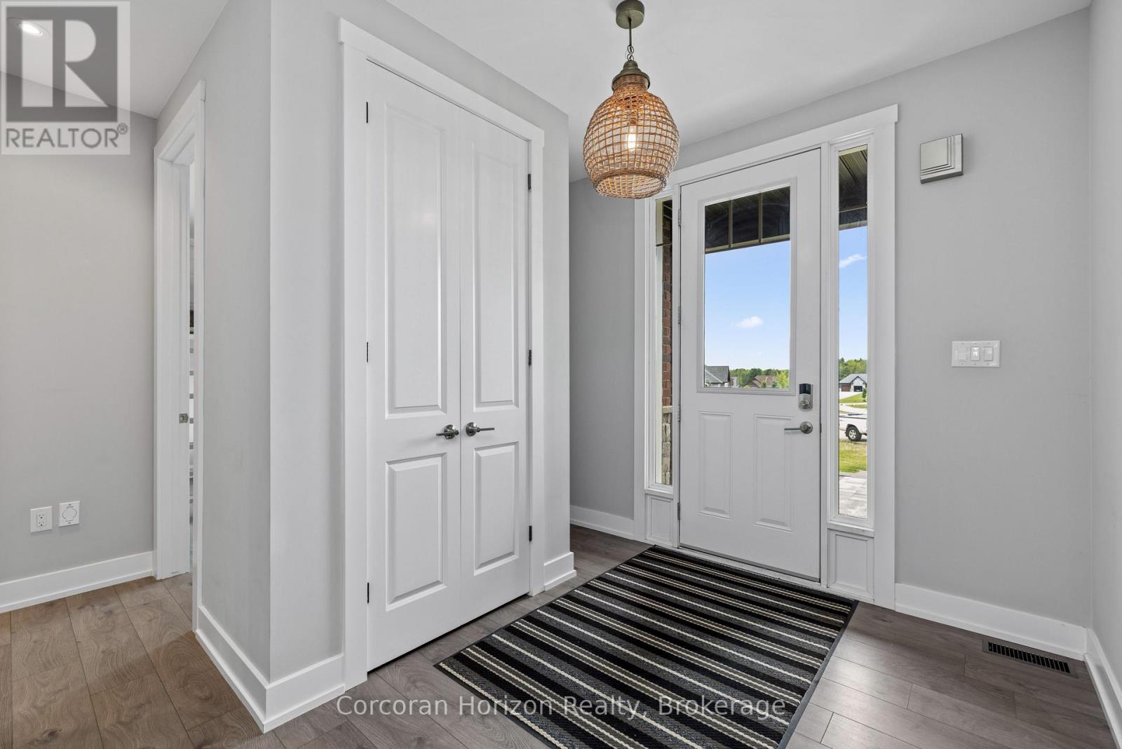 12 Reids Ridge, Oro-Medonte, Ontario  L0K 1N0 - Photo 5 - S12285497