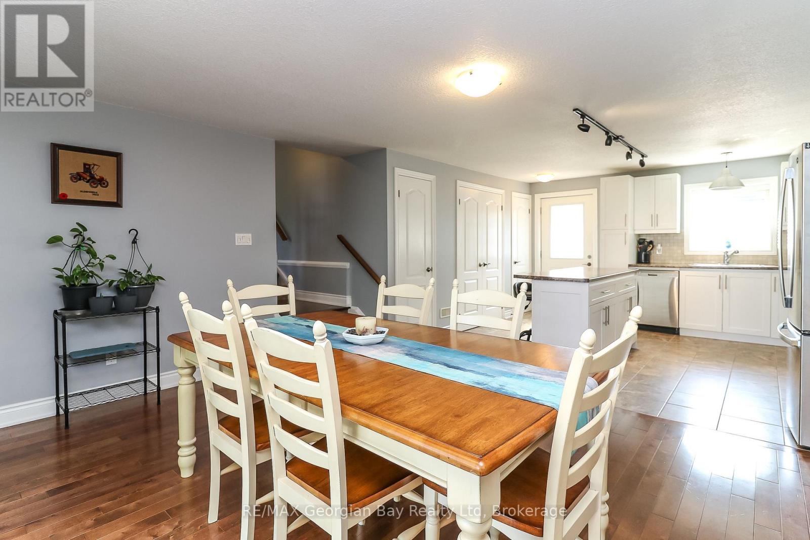 200 Jephson Street, Tay, Ontario  L0K 2A0 - Photo 16 - S12285919