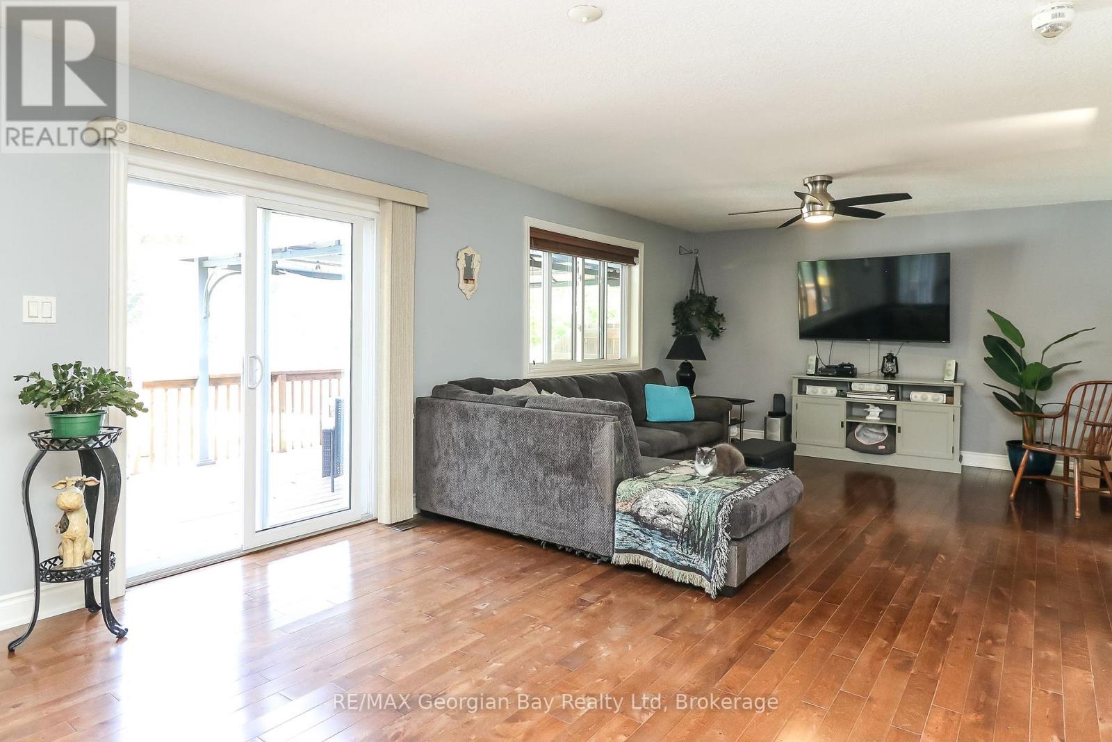 200 Jephson Street, Tay, Ontario  L0K 2A0 - Photo 18 - S12285919