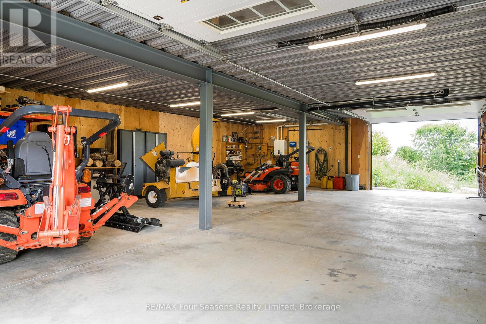 589370 Grey Road 19 W, Blue Mountains, Ontario  L9Y 0R6 - Photo 49 - X12285994