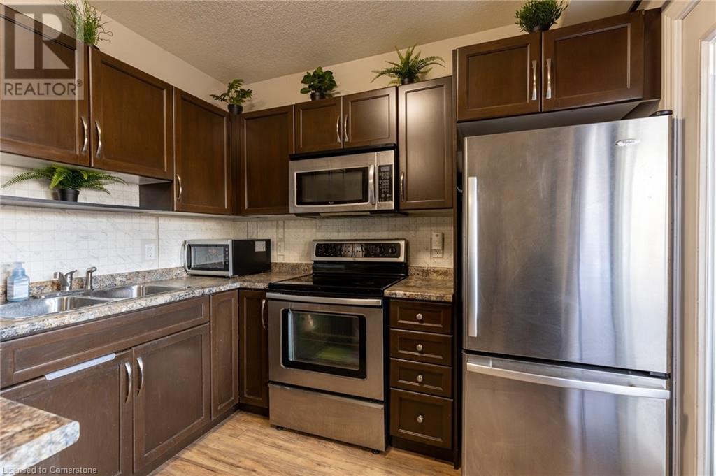 38 Howe Drive Unit# 6b, Kitchener, Ontario  N2E 0E3 - Photo 17 - 40750806