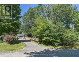 115 DOUGLAS STREET, Gravenhurst, Ontario