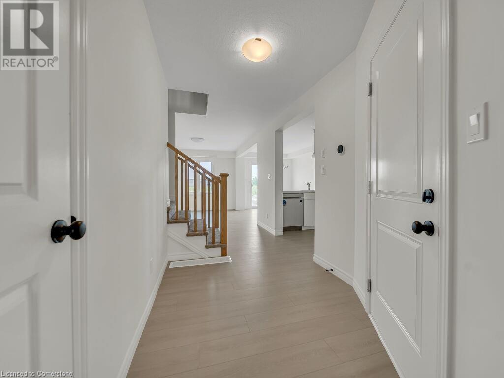 13 Becker Street, Stratford, Ontario  N5A 0L2 - Photo 8 - 40751534
