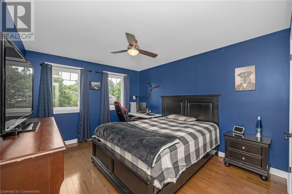 2037 Waterbridge Drive, Burlington, Ontario  L7M 4G6 - Photo 27 - 40749834