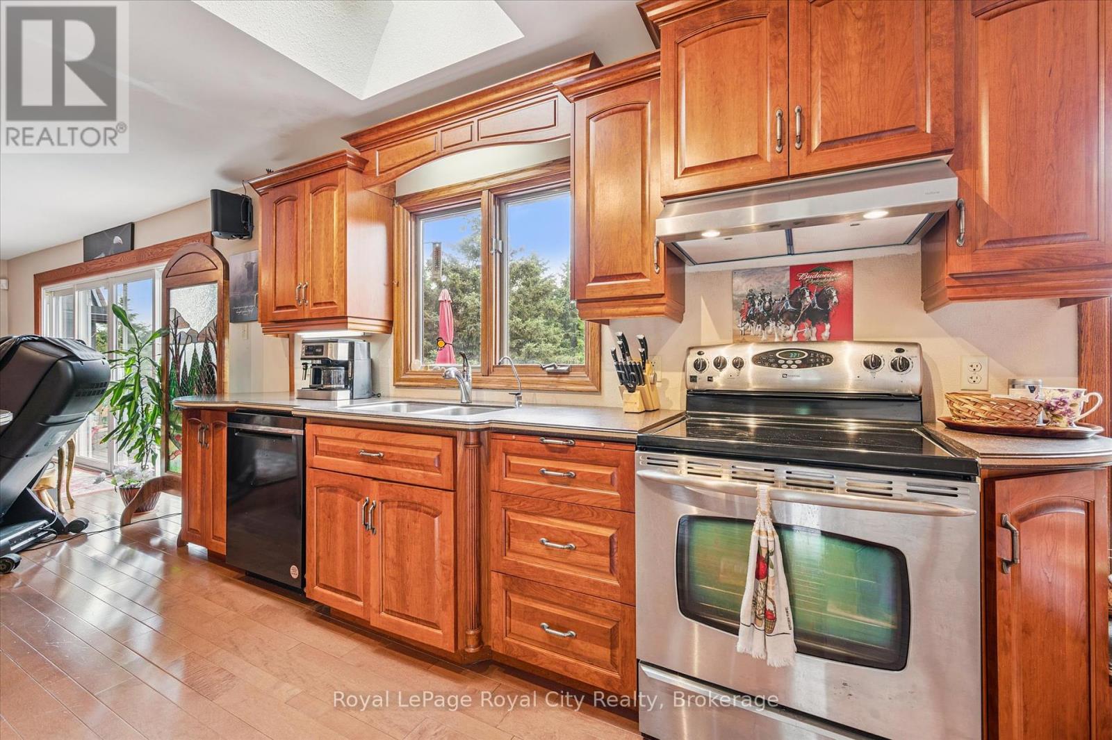 5792 8th Line E, Guelph/eramosa, Ontario  N0B 1B0 - Photo 12 - X12286878