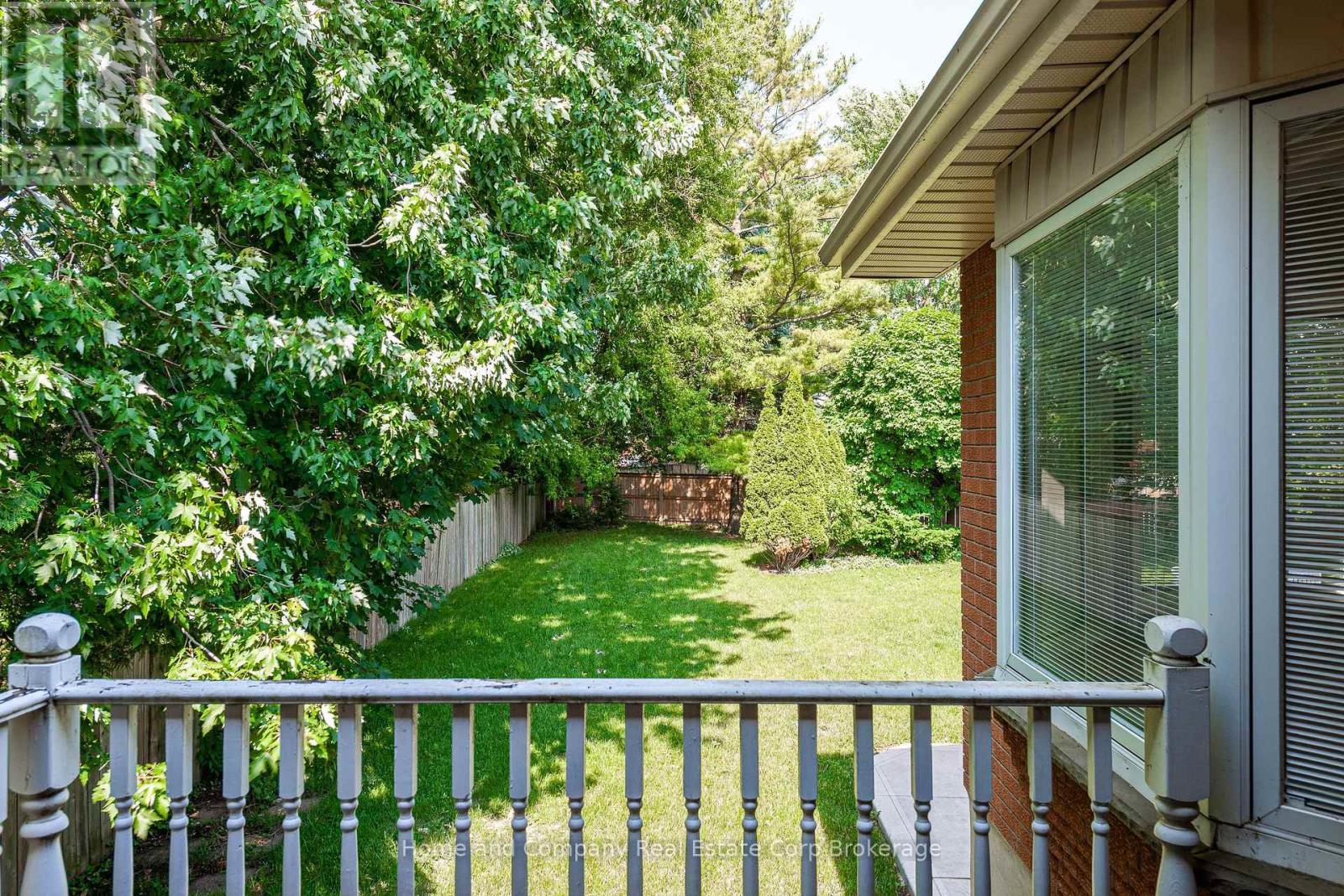 205 Graff Avenue, Stratford, Ontario  N5A 5L8 - Photo 9 - X12287832
