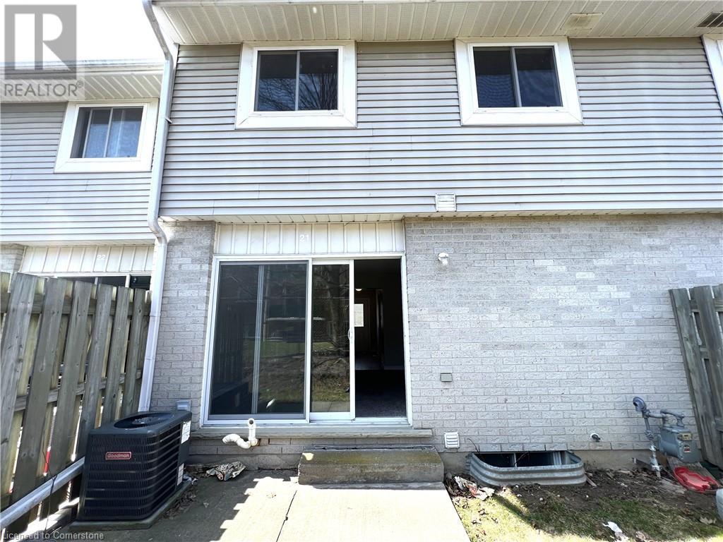 125 Sekura Crescent Unit# 21, Cambridge, Ontario  N1R 8B4 - Photo 2 - 40751710