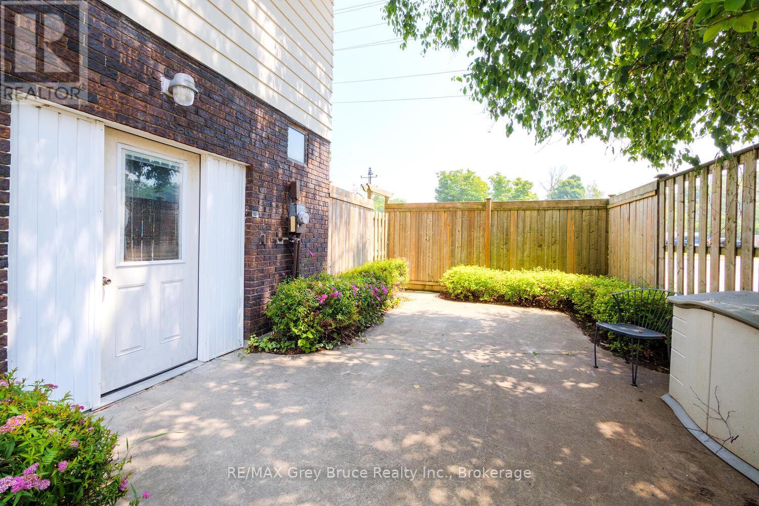 334 Main Street, South Bruce Peninsula, Ontario  N0H 2G0 - Photo 22 - X12288411