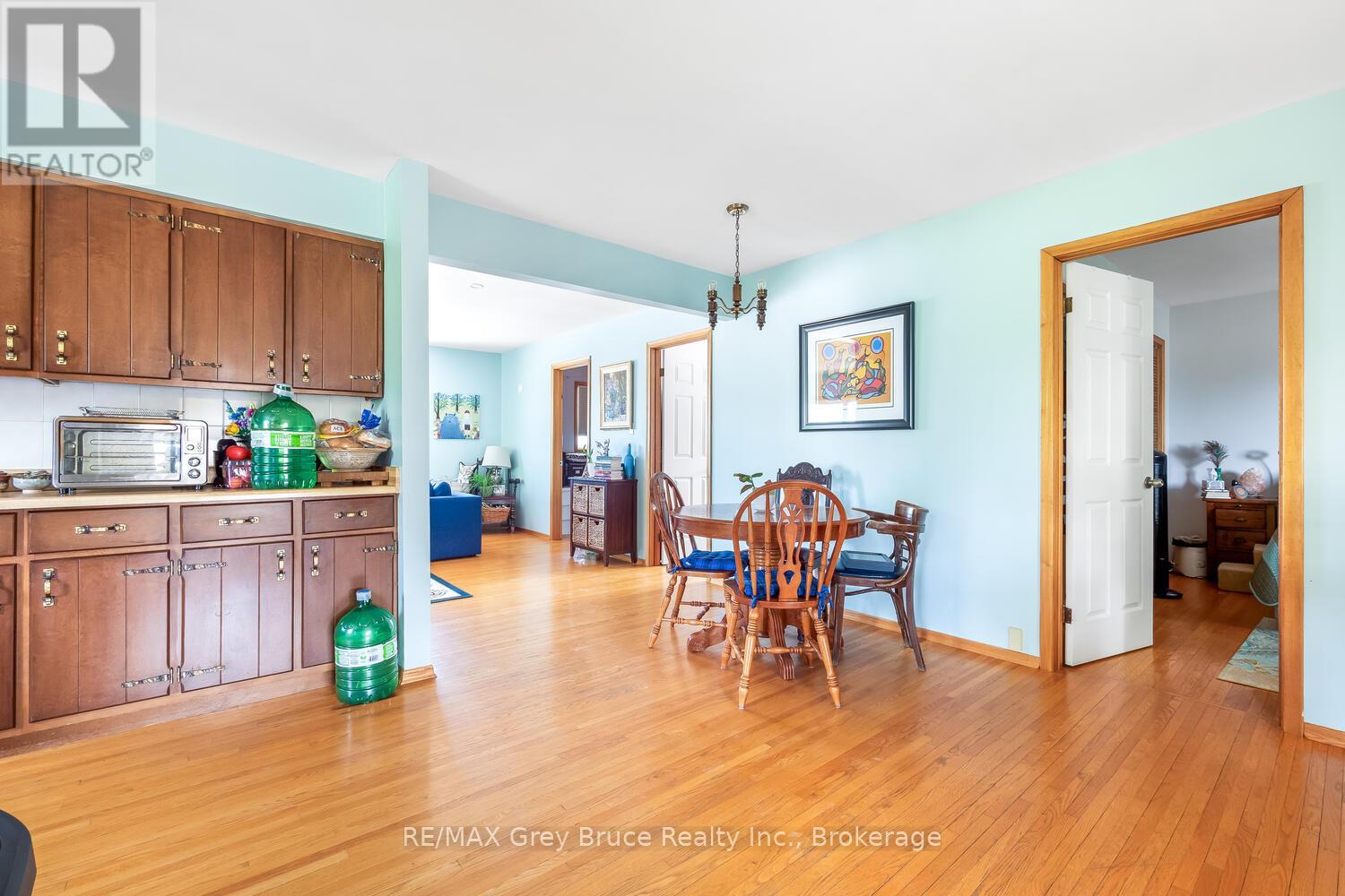 334 Main Street, South Bruce Peninsula, Ontario  N0H 2G0 - Photo 28 - X12288411