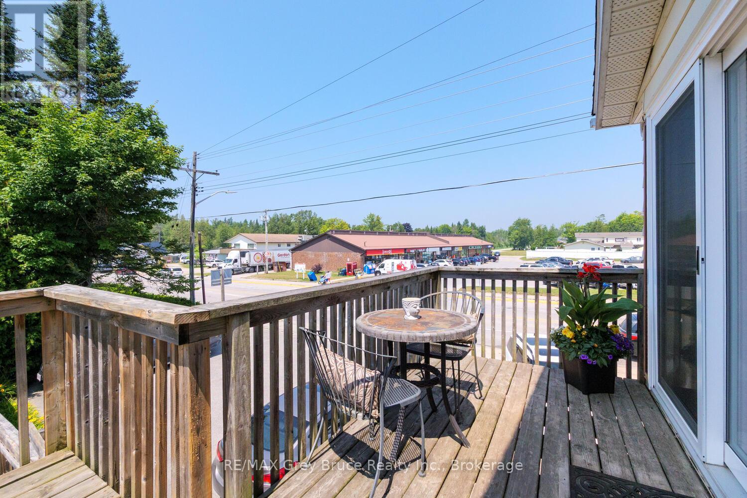 334 Main Street, South Bruce Peninsula, Ontario  N0H 2G0 - Photo 33 - X12288411