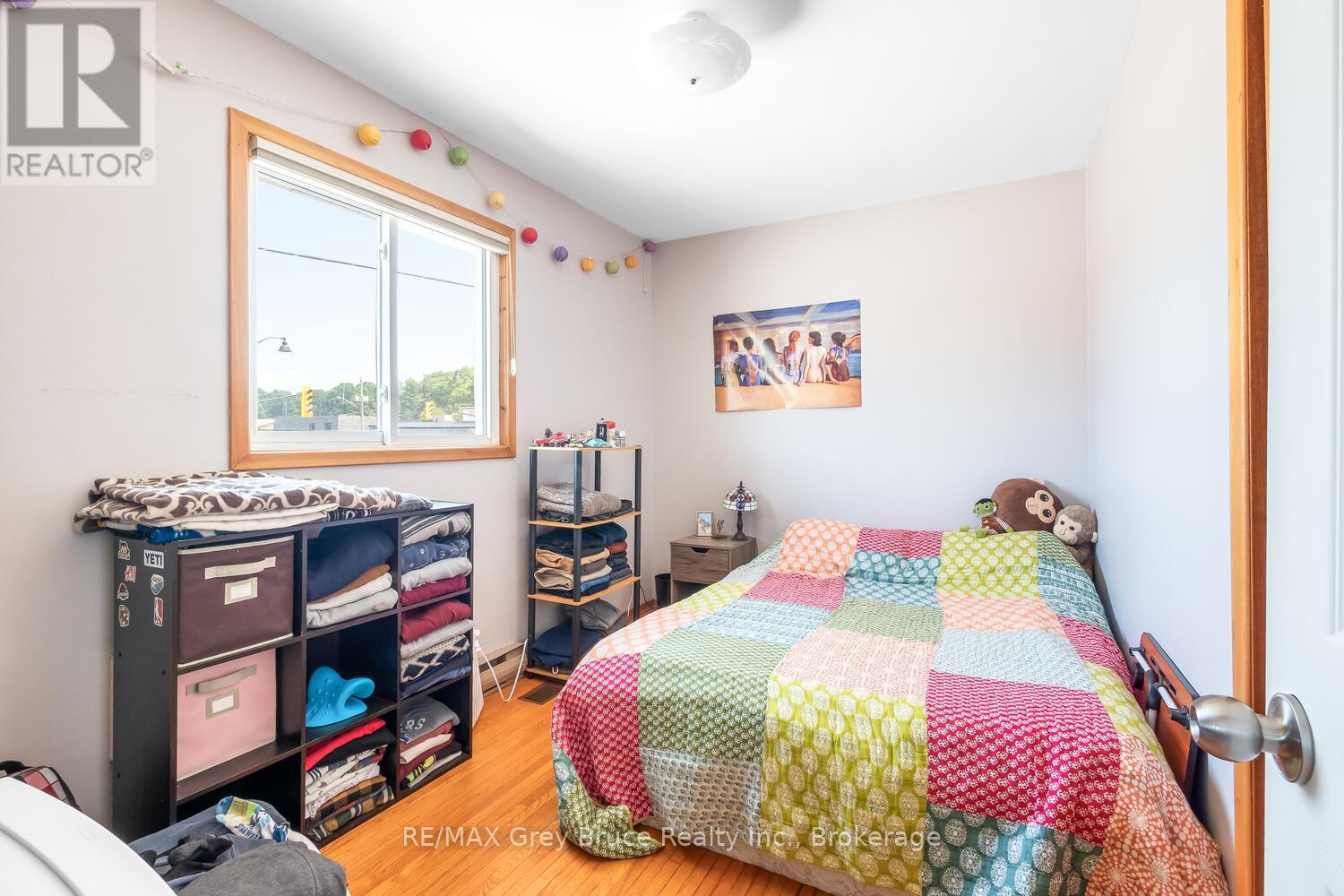 334 Main Street, South Bruce Peninsula, Ontario  N0H 2G0 - Photo 39 - X12288411