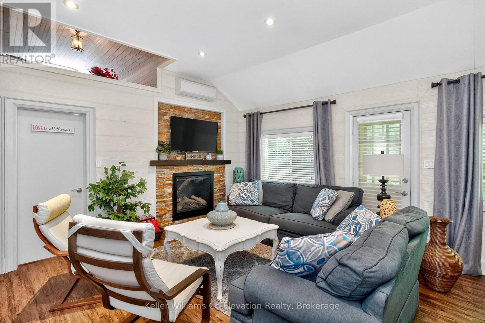 19 Evans Drive, Tiny, Ontario  L0L 2J0 - Photo 4 - S12288730