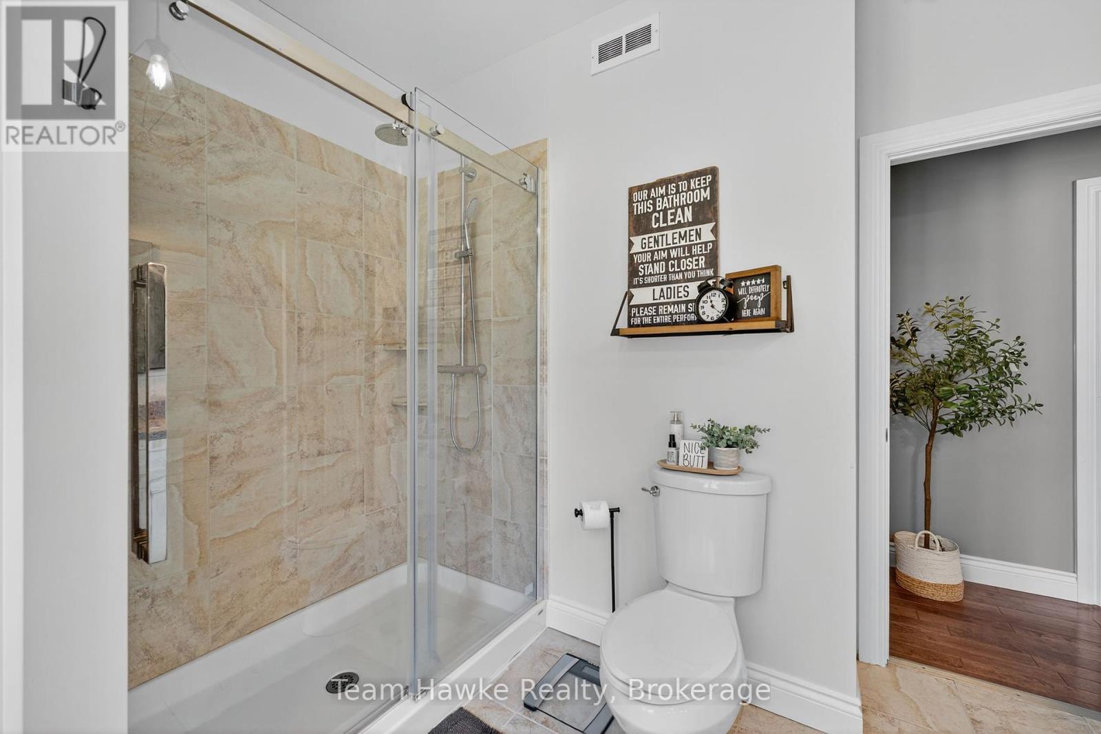 64 Broad Street, Penetanguishene, Ontario  L9M 1G4 - Photo 27 - S12288910