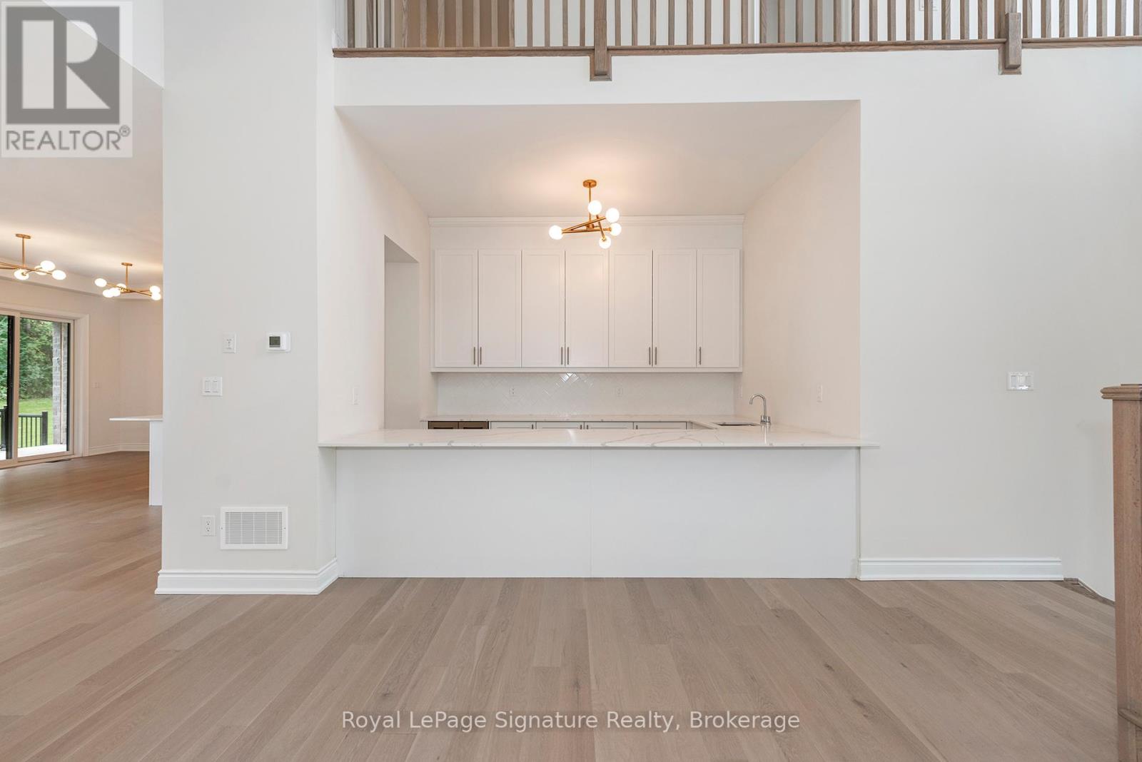 116 Dorothy Drive, Blue Mountains, Ontario  N0H 1J0 - Photo 11 - X12288928