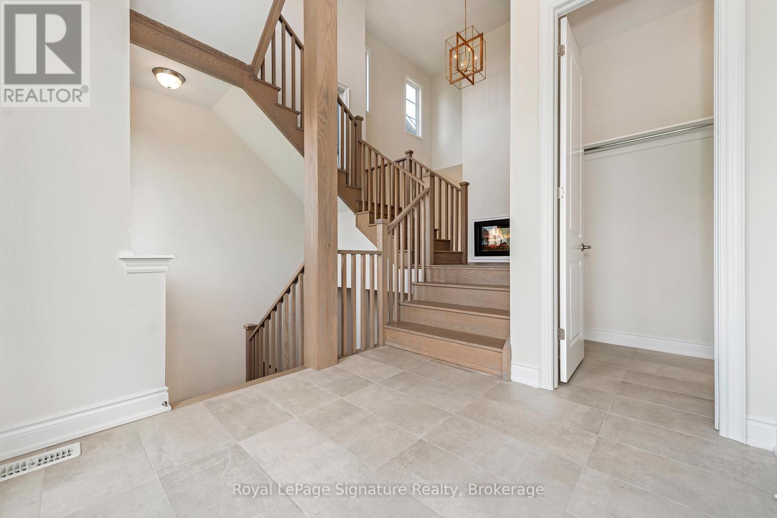 116 Dorothy Drive, Blue Mountains, Ontario  N0H 1J0 - Photo 5 - X12288928