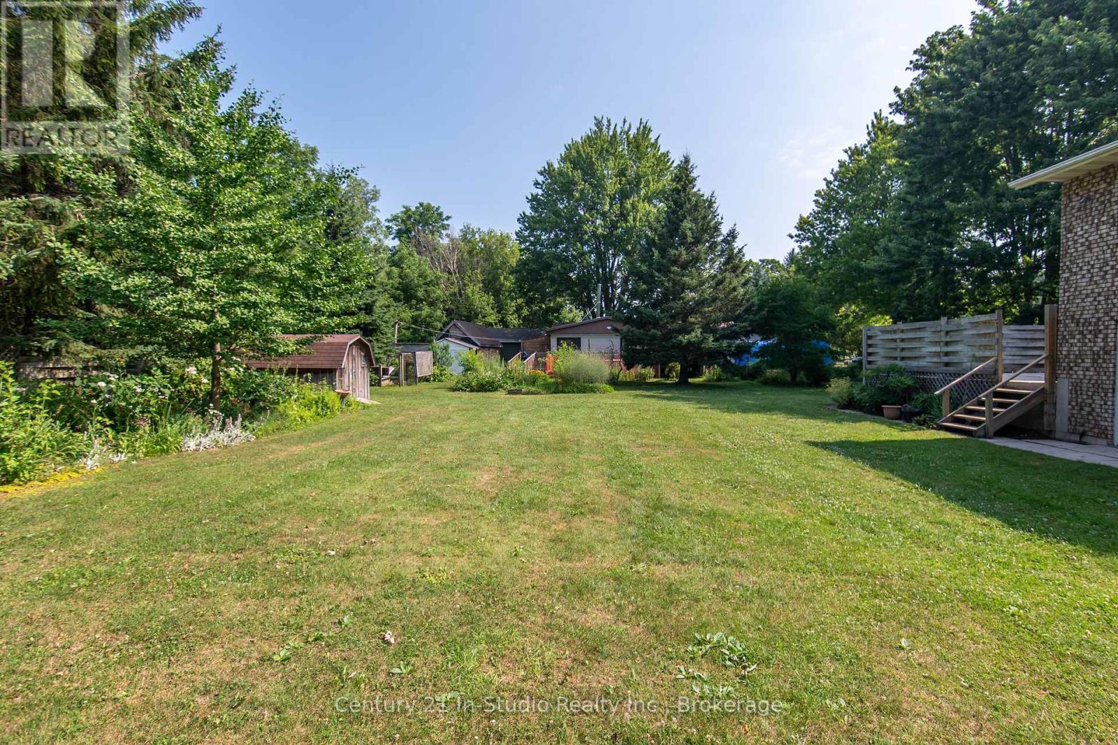 3 Gladstone Street, Huron-Kinloss, Ontario  N0G 2R0 - Photo 3 - X12289375