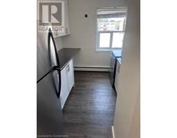 2 GRANT Boulevard Unit# 9, Dundas, Ontario