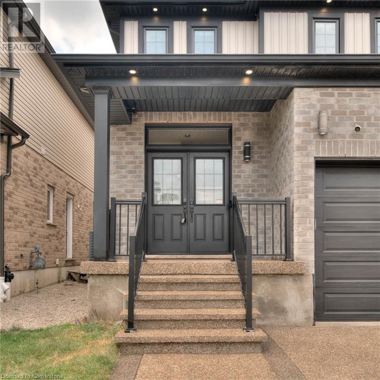 30 Mistywood Street, Kitchener, Ontario  N2P 0E7 - Photo 2 - 40750828
