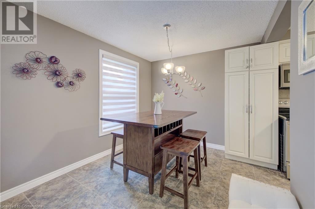 65 Selkirk Drive, Kitchener, Ontario  N2E 1M5 - Photo 6 - 40752123