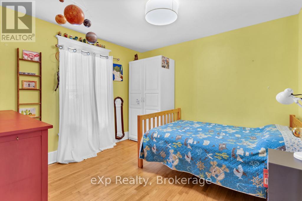 137 Birmingham Street, Stratford, Ontario  N5A 2T1 - Photo 16 - X12290246