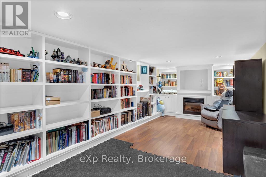 137 Birmingham Street, Stratford, Ontario  N5A 2T1 - Photo 23 - X12290246