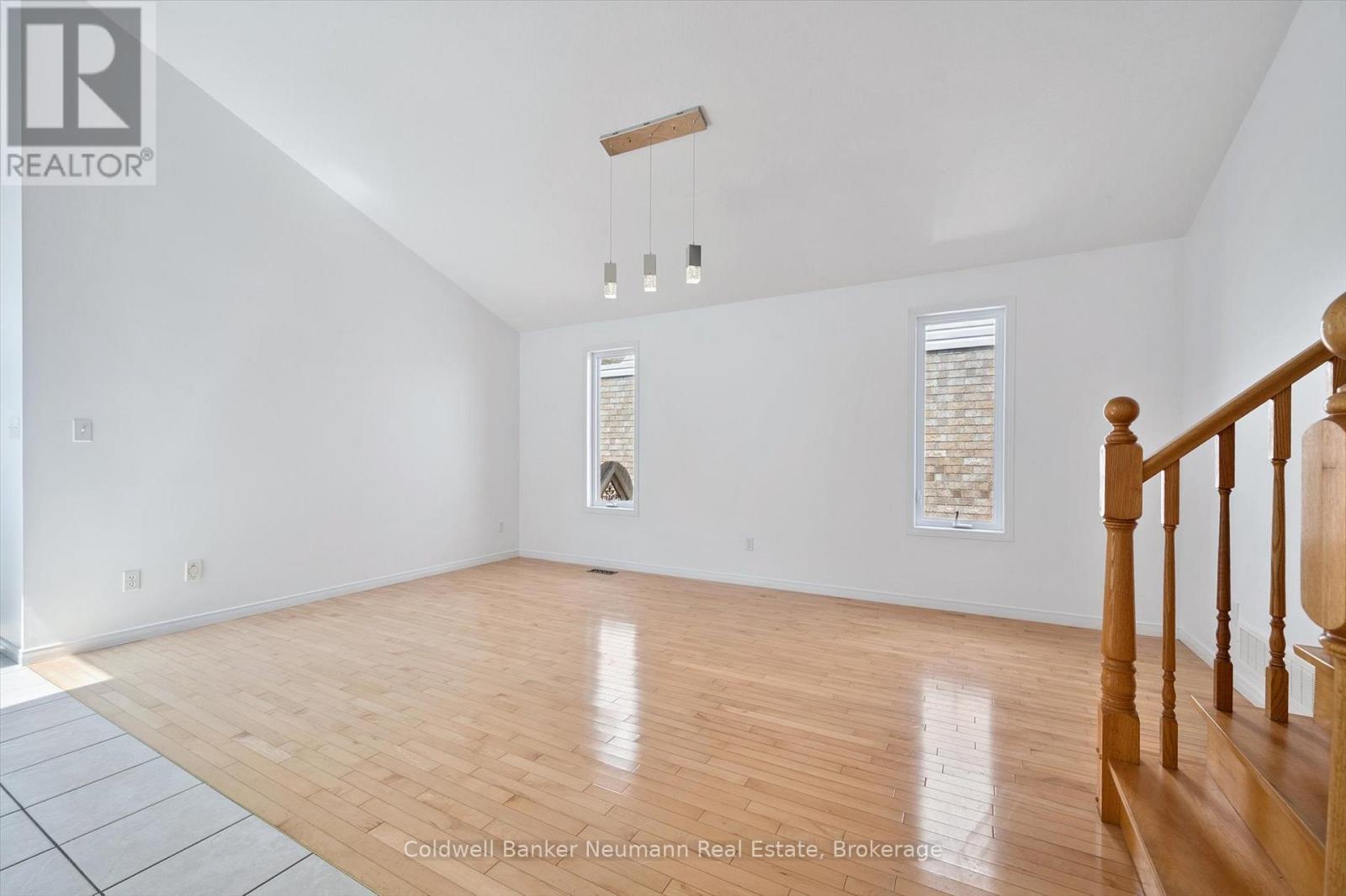 97 Wilton Road, Guelph, Ontario  N1E 7L8 - Photo 14 - X12290723