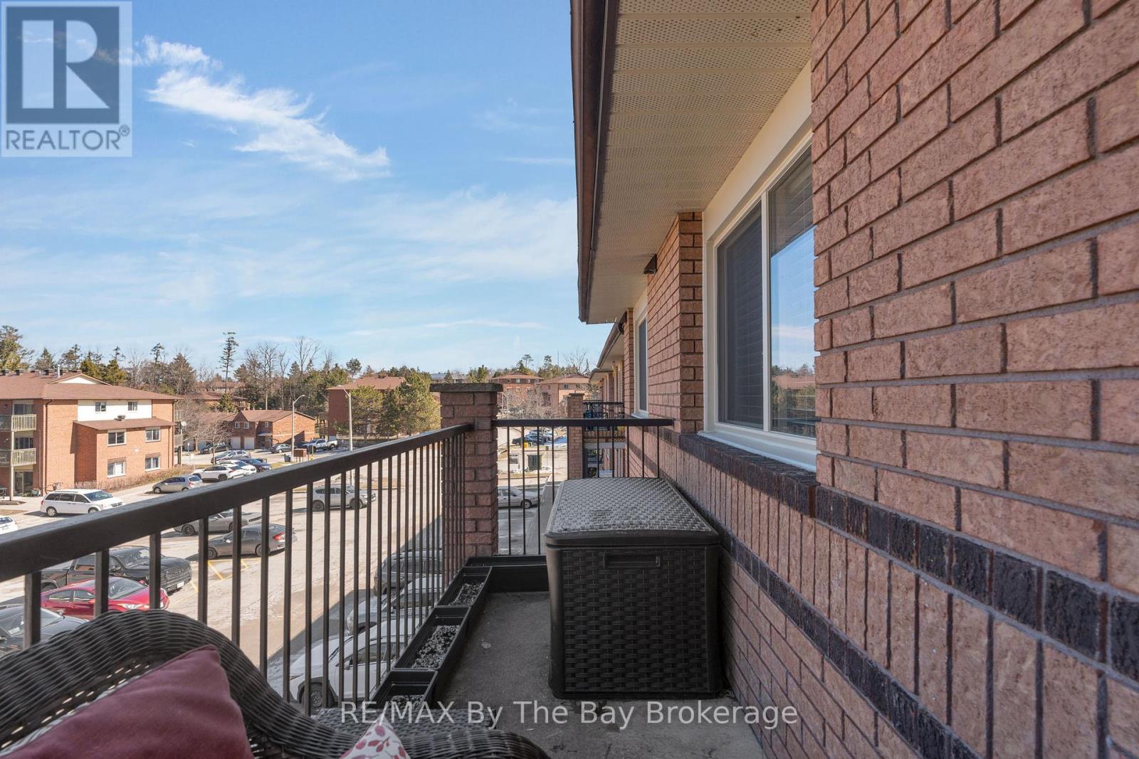 307 - 25 Meadow Lane, Barrie, Ontario  L4N 7K2 - Photo 17 - S12290867