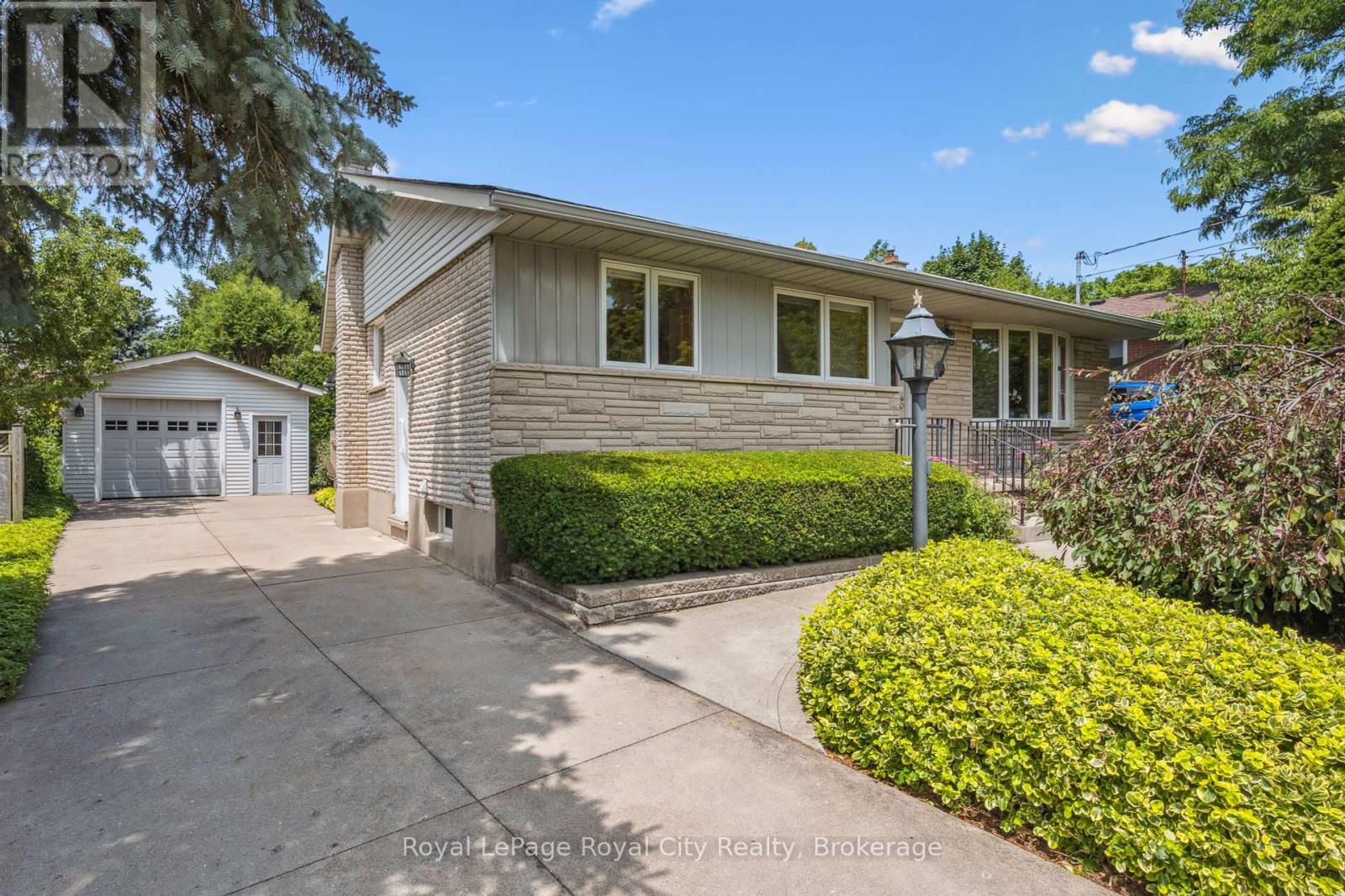 59 ALGOMA DRIVE, Guelph, Ontario