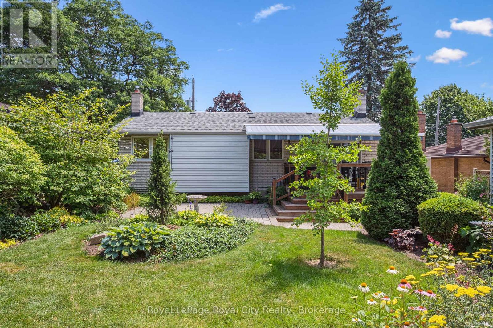 59 Algoma Drive, Guelph, Ontario  N1E 1C8 - Photo 37 - X12290908