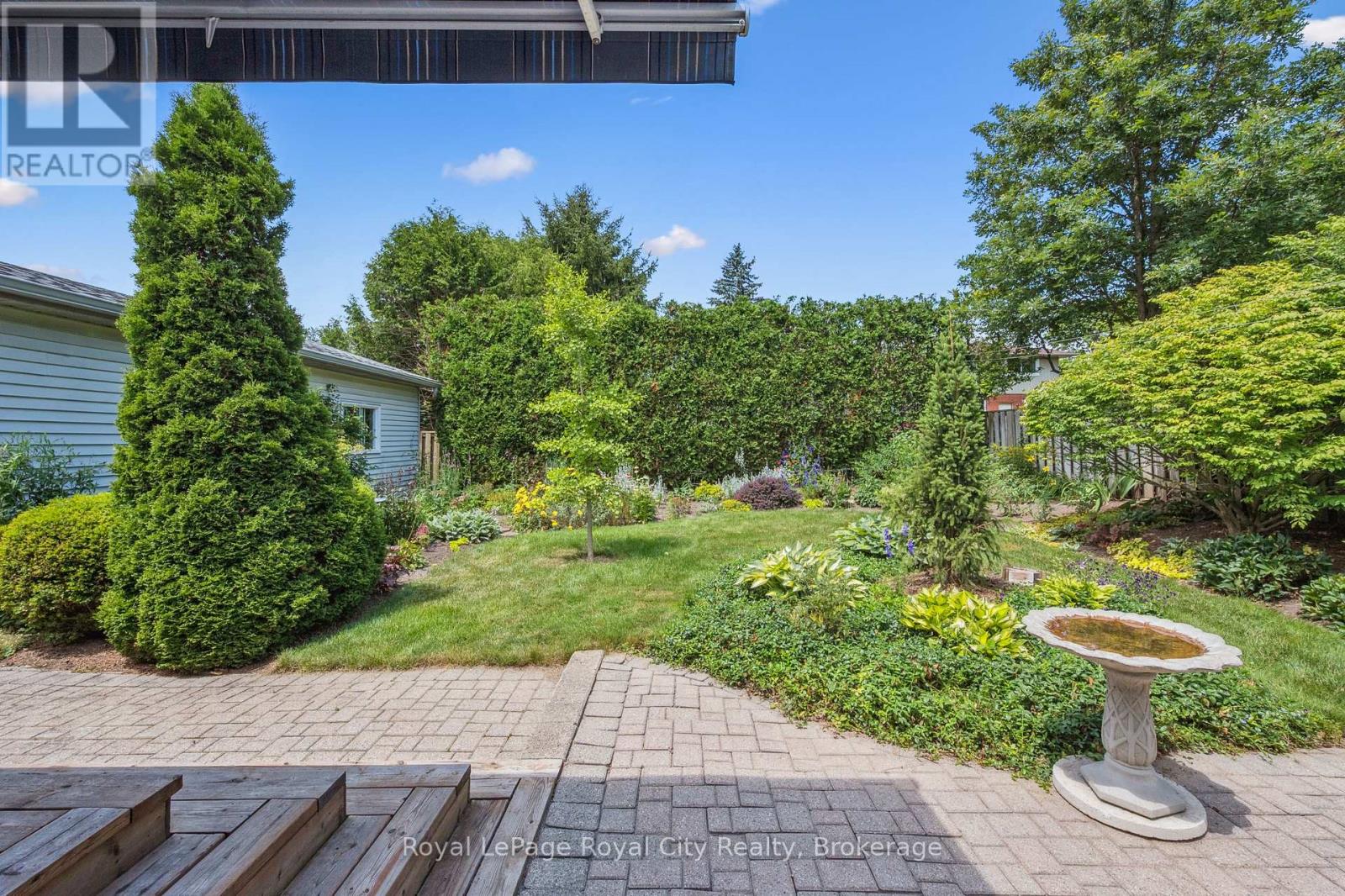 59 Algoma Drive, Guelph, Ontario  N1E 1C8 - Photo 42 - X12290908