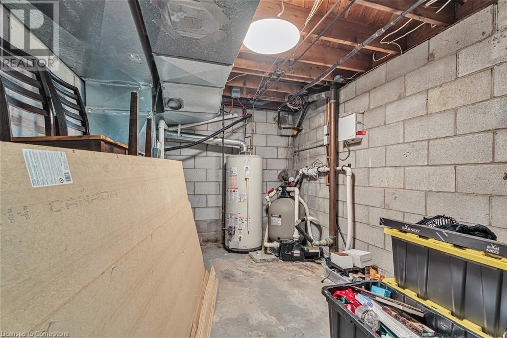 316 Fennell Avenue W, Hamilton, Ontario  L9C 1G4 - Photo 38 - 40752269
