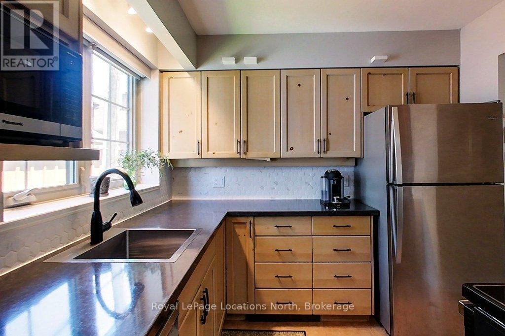 115 Robinson Street, Collingwood, Ontario  L9Y 3M2 - Photo 18 - S12291722