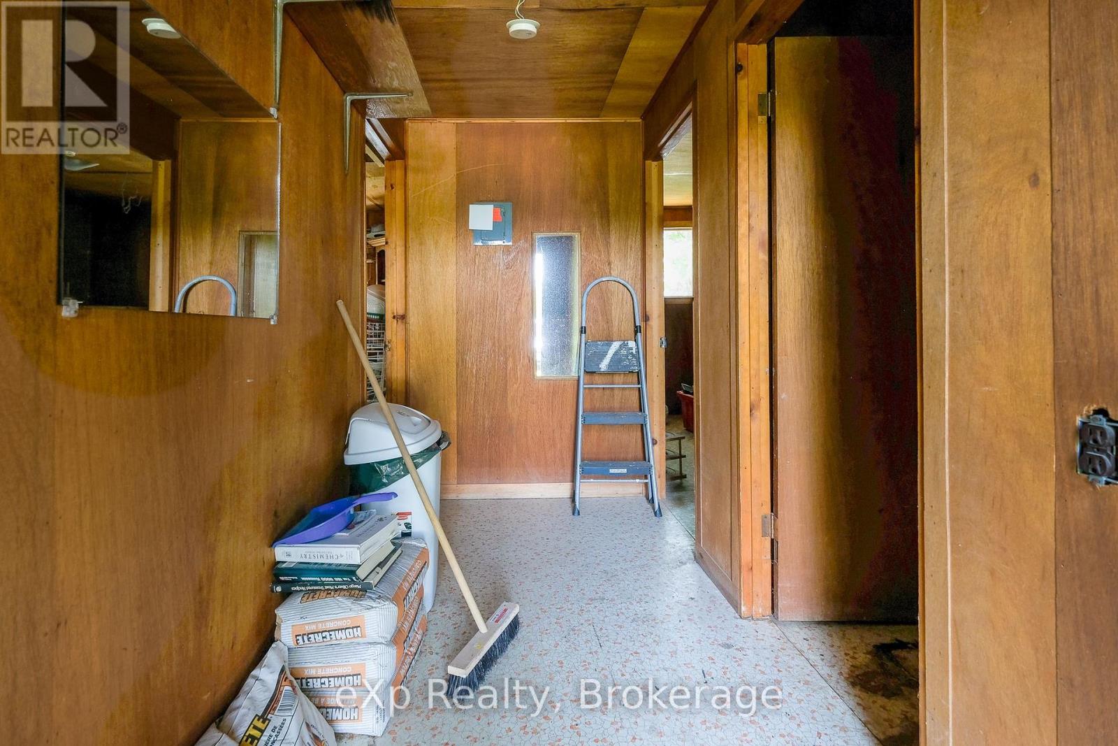 204 Mccullough Lake Drive, Chatsworth, Ontario  N0H 2V0 - Photo 14 - X12291615