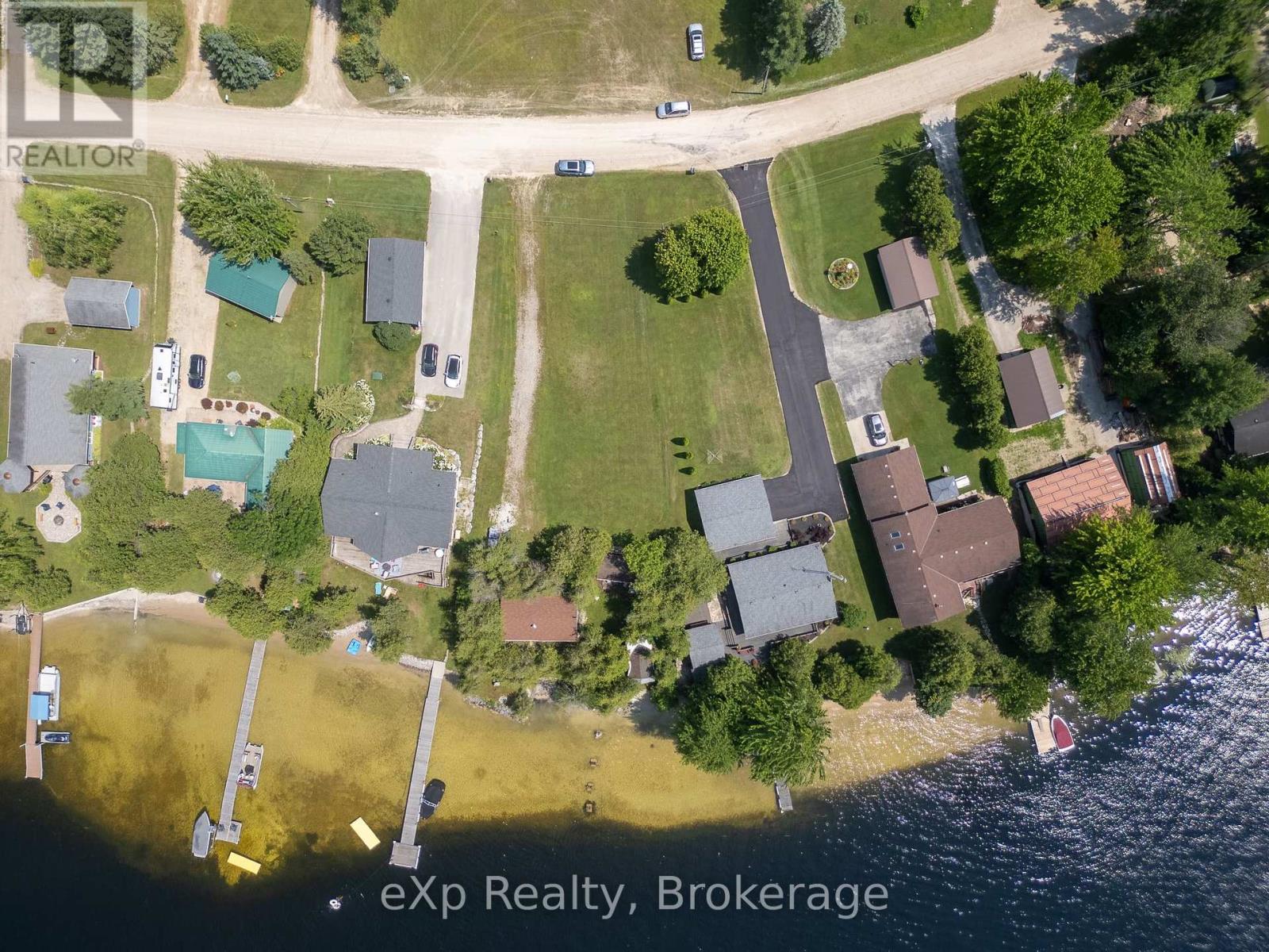 204 Mccullough Lake Drive, Chatsworth, Ontario  N0H 2V0 - Photo 6 - X12291615