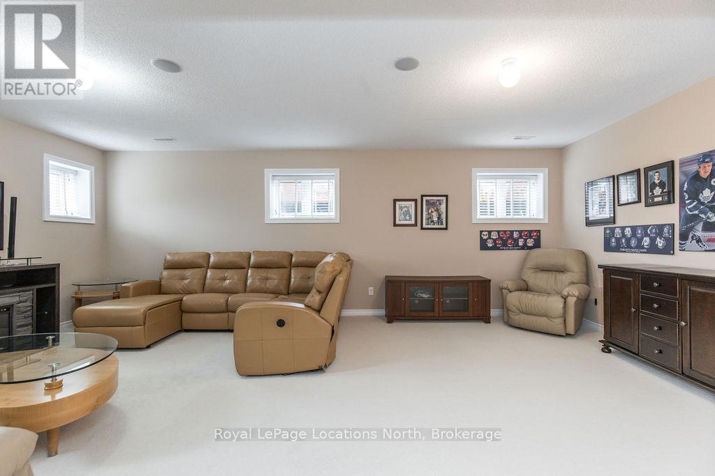 58 Waterview Road, Wasaga Beach, Ontario  L9Z 0E9 - Photo 30 - S12291939