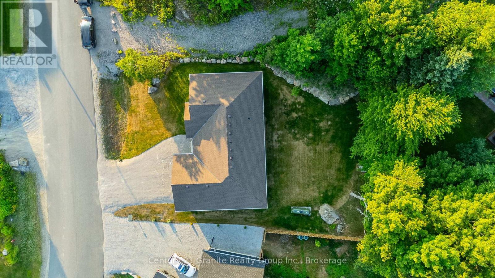 7 Marluc Avenue, Minden Hills, Ontario  K0M 2K0 - Photo 43 - X12292087