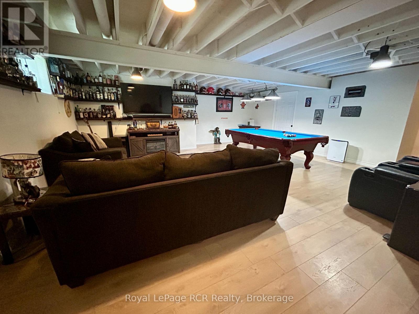 332 Westwood Drive, Brockton, Ontario  N0G 2V0 - Photo 35 - X12292447