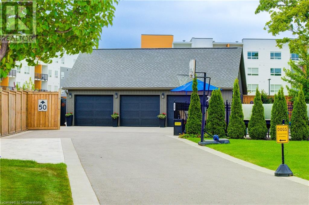 920 Orr Court, Kitchener, Ontario  N2R 1R4 - Photo 8 - 40751500