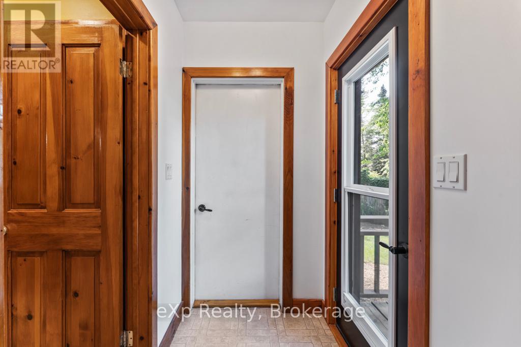 271 Bay Street, Saugeen Shores, Ontario  N0H 2L0 - Photo 29 - X12292533