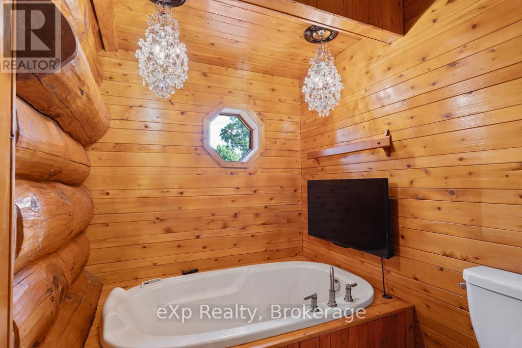 271 Bay Street, Saugeen Shores, Ontario  N0H 2L0 - Photo 32 - X12292533