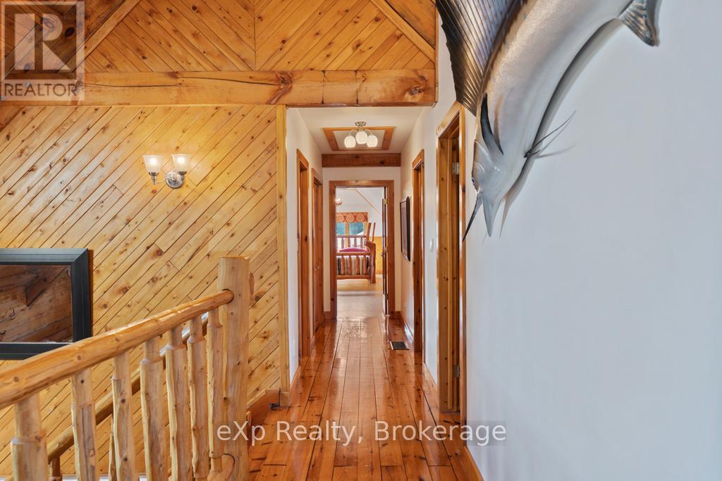 271 Bay Street, Saugeen Shores, Ontario  N0H 2L0 - Photo 38 - X12292533