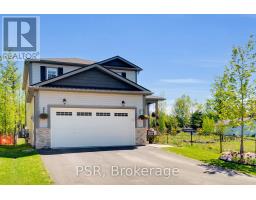 13 QUINN FOREST DRIVE, Bracebridge, Ontario